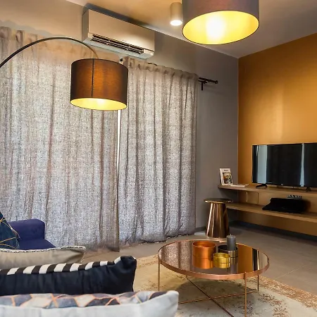 Magnolia - Modern Near Center And Sea Apartment